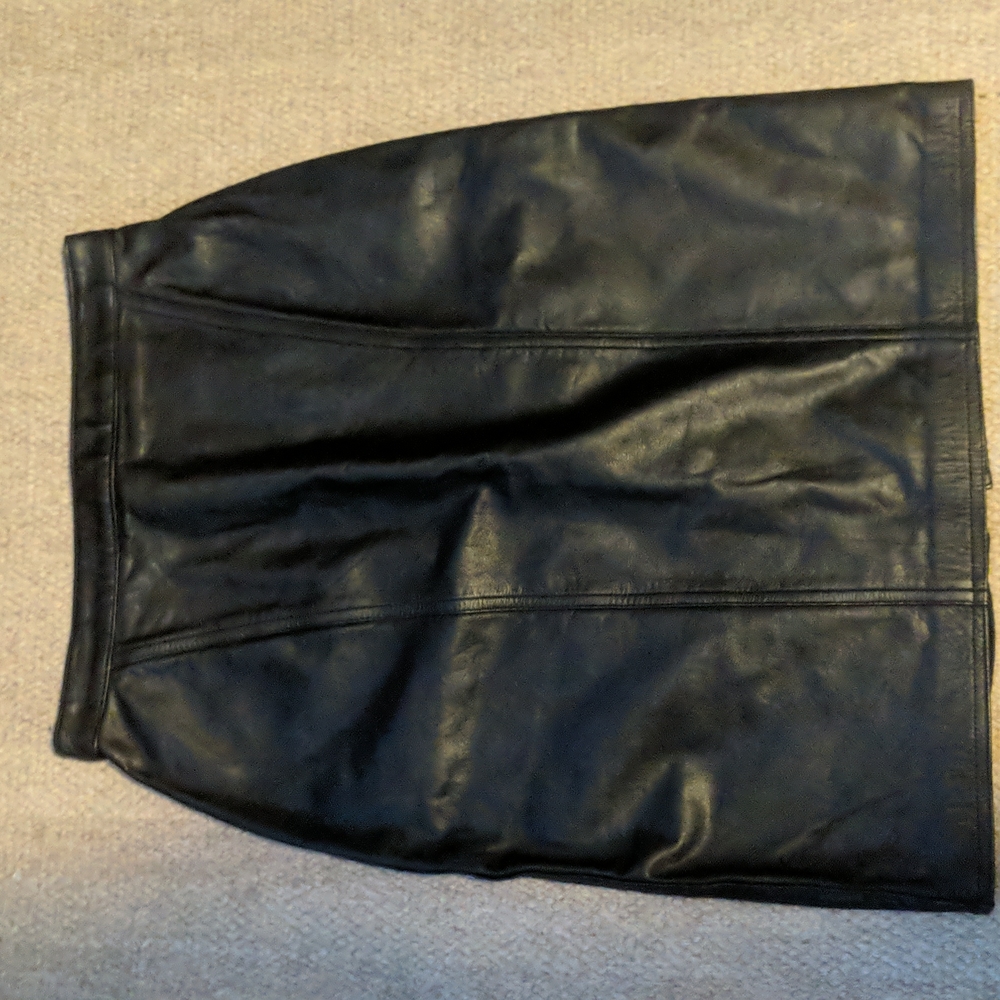 Vintage Sarah Taylor 80s genuine leather skirt